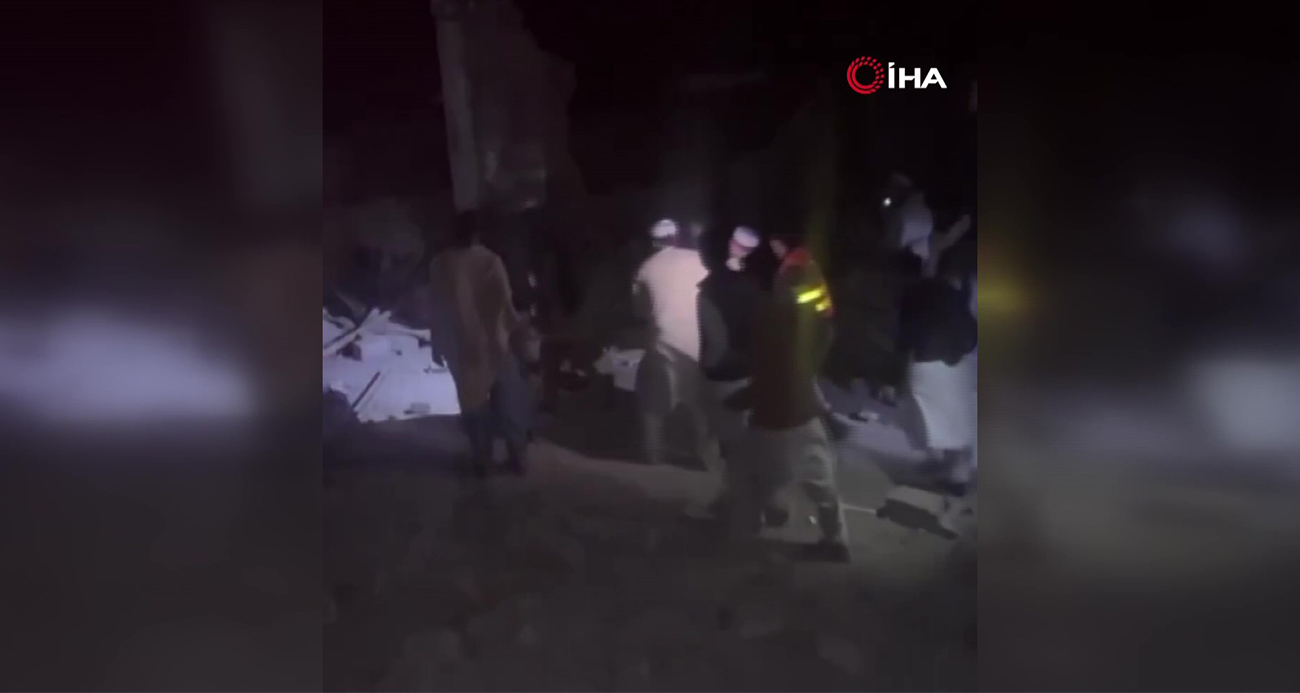 Pakistan’da Kontrol Noktasına Ölümcül Saldırı: 10 Ölü, 2 Yaralı