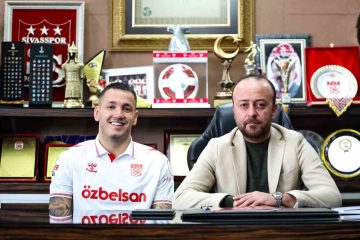 Rey Manaj, Sivasspor ile Yeniden Anlaştı