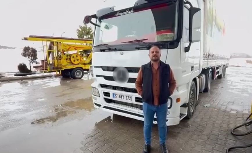 Sivas’ta Bir Tır Şoförü Yaralı Vaşağa Yardım Eli Uzattı