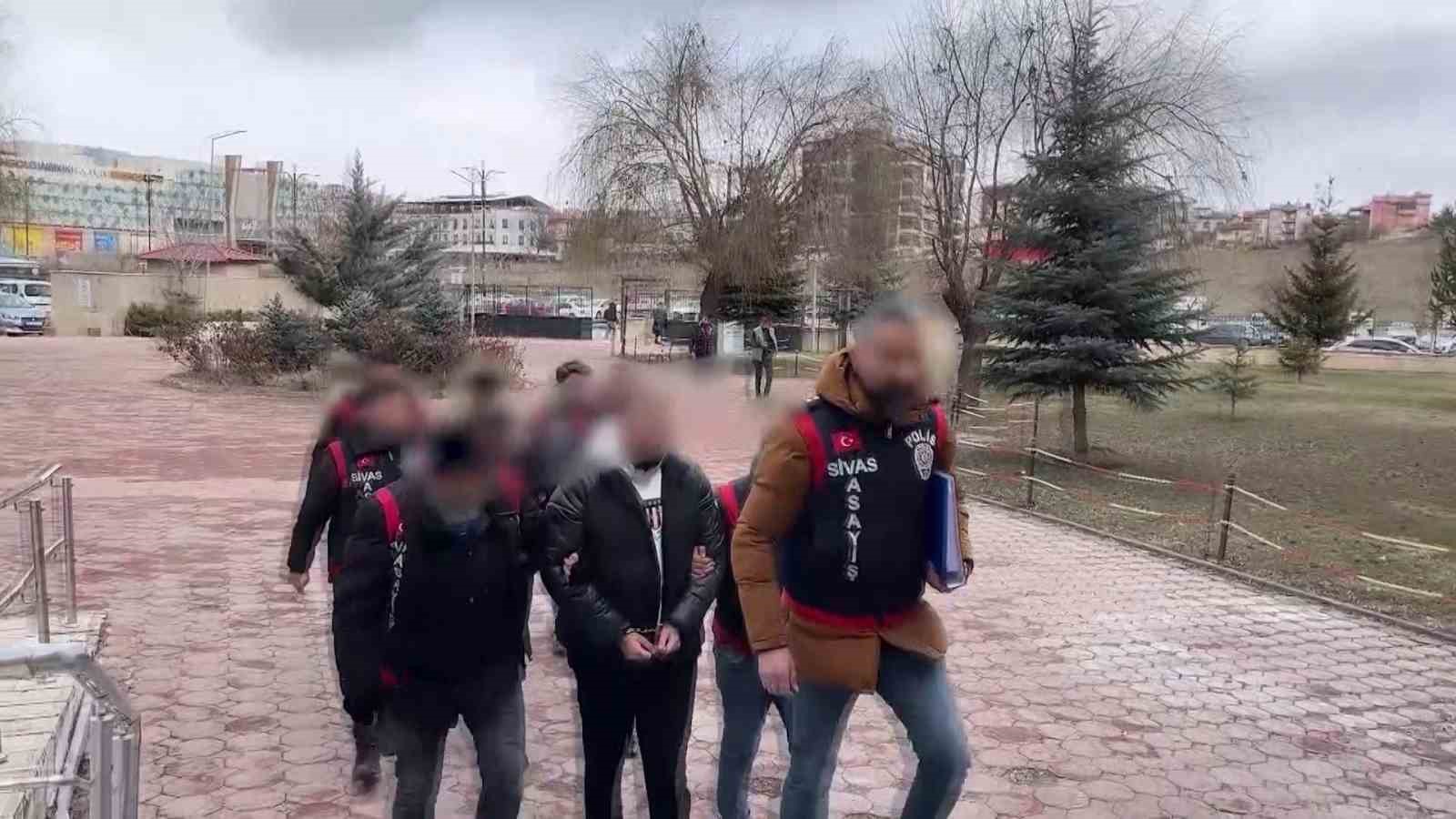 Sivas’ta Gayrimenkul Dolandırıcılığı: 2,4 Milyon TL’lik Vurgun