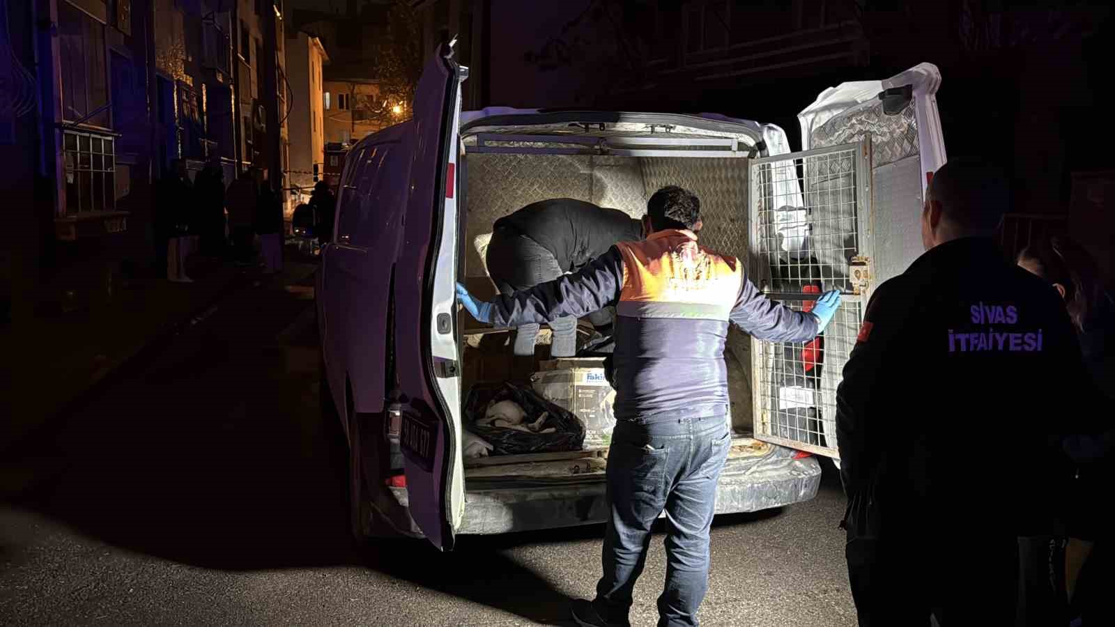 Sivas’ta Trajik Yangında 26 Kedi Hayatını Kaybetti