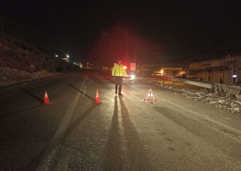 Sivas’ta Yoğun Kar Yağışı Ulaşımı Olumsuz Etkiledi