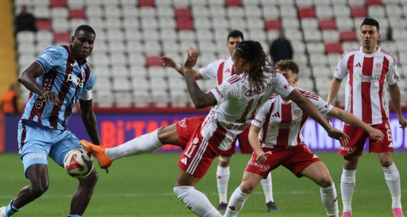 Trendyol Süper Lig Heyecanı: Antalyaspor ve Trabzonspor Berabere Kaldı
