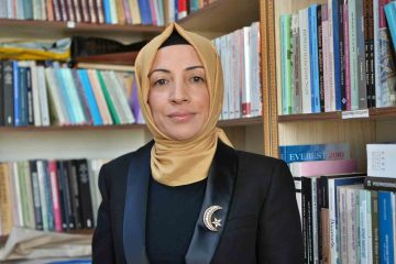 Üniversiteden Akademiye: Başörtüsüyle Yaşanan Dönüşüm