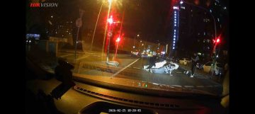 Üsküdar’da Gençlerden Kırmızı Işıkta Şınav Şovu