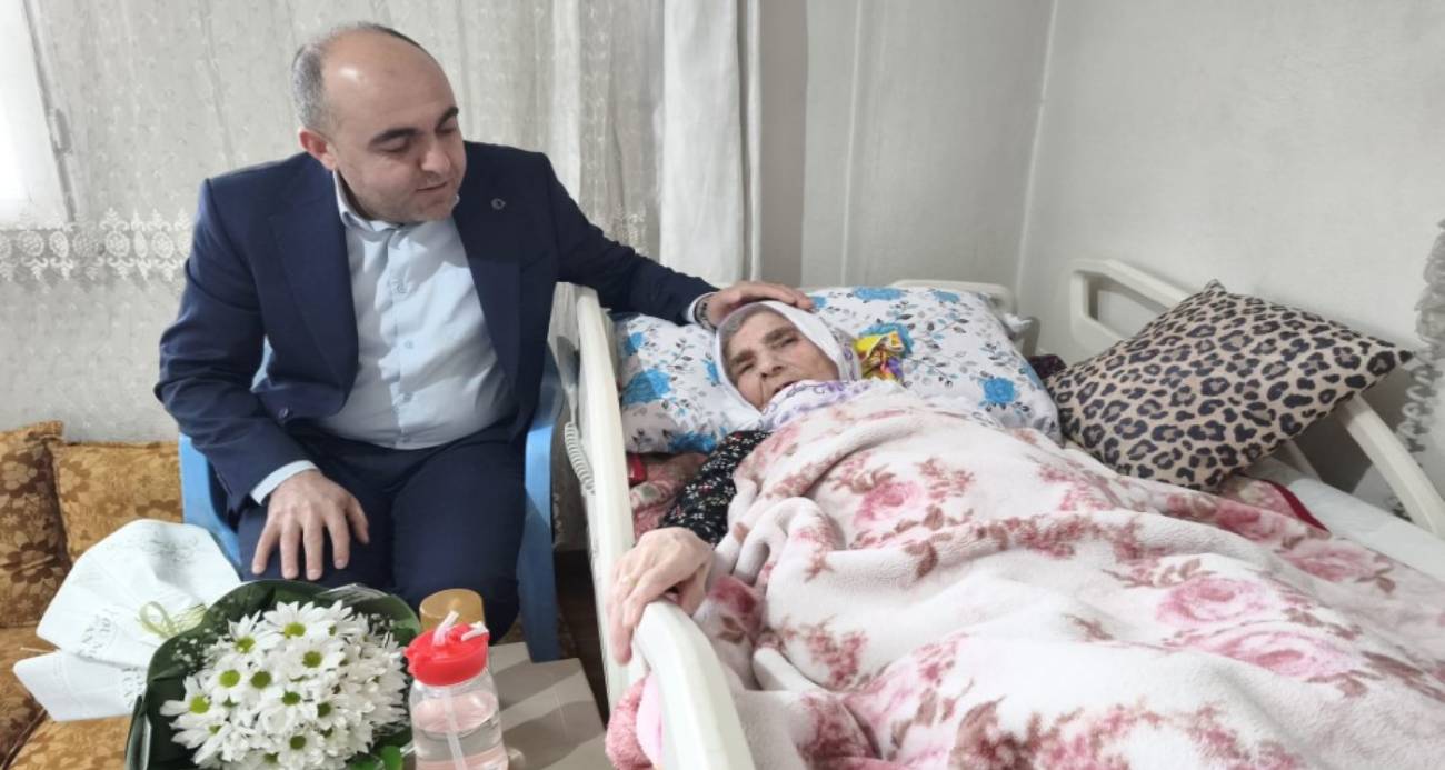 113 Yaşındaki Şehit Annesi Cemile Yıldırım’a Özel Kadınlar Günü Kutlaması