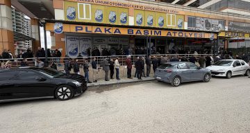 APP Plakalar için Değişim Sürecinde Son Gün Yoğunluğu