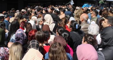 Aydın Efeler’de Açılışta İzdiham: Vatandaşlar Hastanelik Oldu