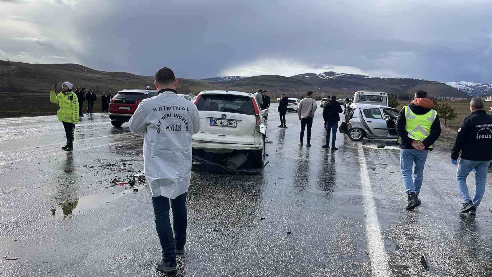 Bayram Dönüşü Acı Kaza: Sivas’ta 1 Ölü, 5 Yaralı