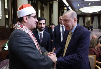 Cumhurbaşkanı Erdoğan: Türkiye, Bölgesel Zorlukları Aşarak İlerlemeye Devam Edecek