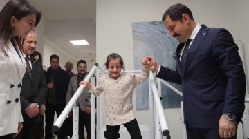 Depremin Yaralarını Sarmak: Zeynep İçin Yeni Bir Başlangıç