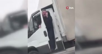 E-5 Karayolunda Trafik Magandasının Saldırısı Kamerada