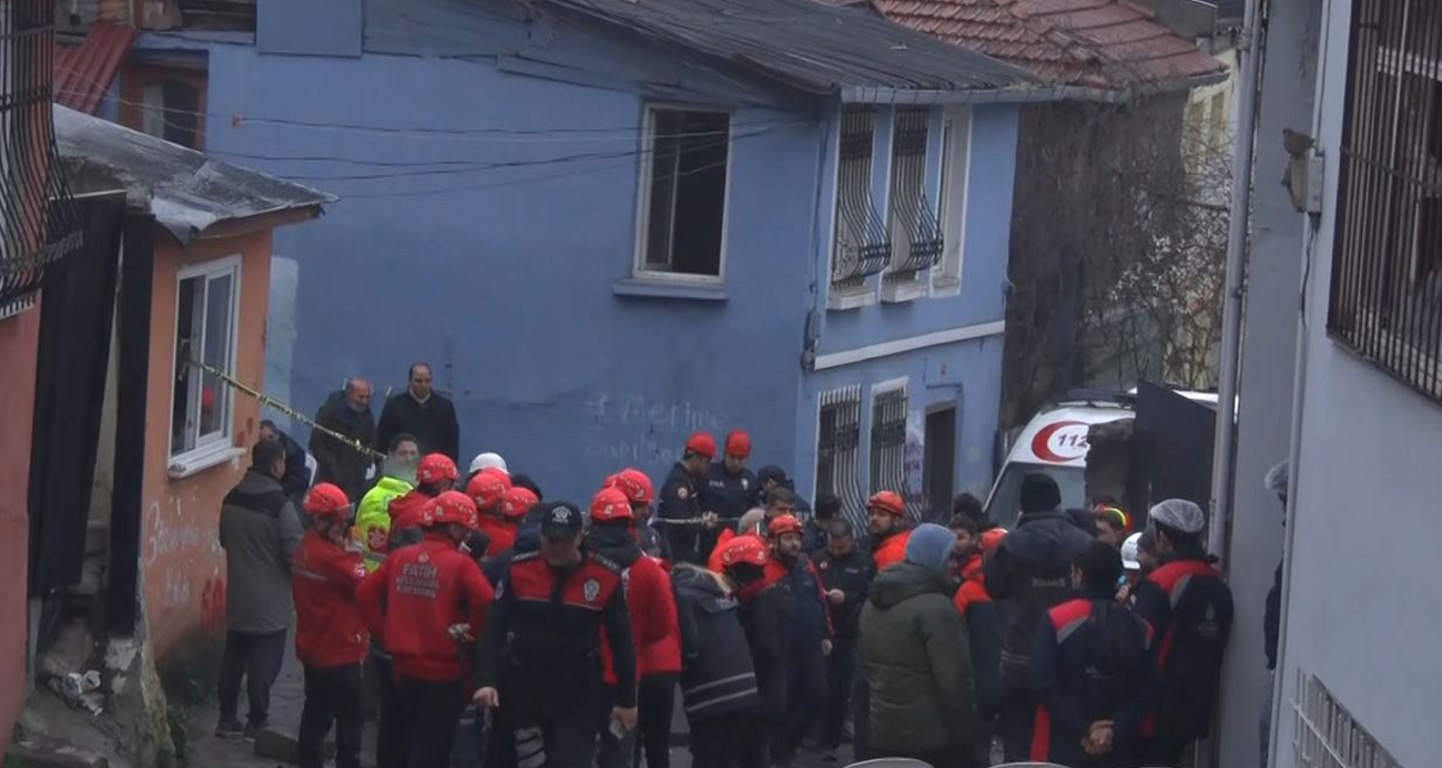 Fatih’te Doğalgaz Patlaması Sonucu İki Bina Çöktü: Mahalleli O Anları Anlattı