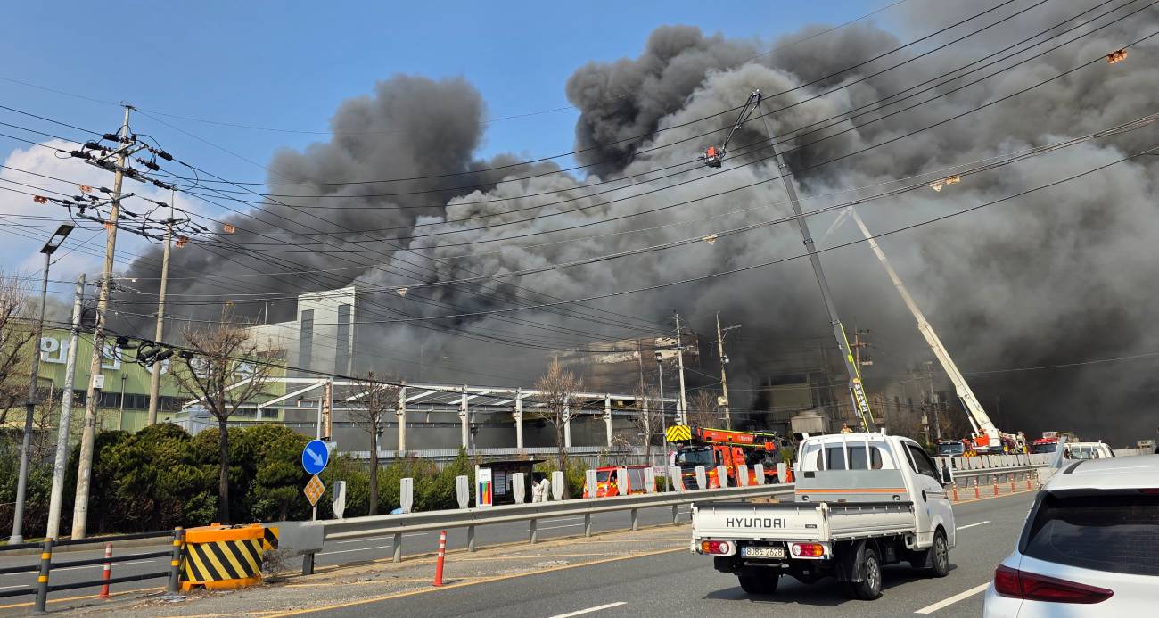Güney Kore’de Fabrika Faciası: Patlama Sonucu 14 Ölü, 59 Yaralı