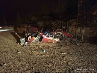 Gürün’de Meydana Gelen Trafik Kazasında İki Kişi Ağır Yaralandı