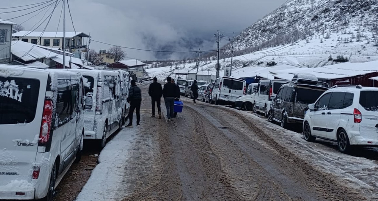 Irak Sınır Kapısında Teknik Arıza Nedeniyle Uzun Bekleyiş