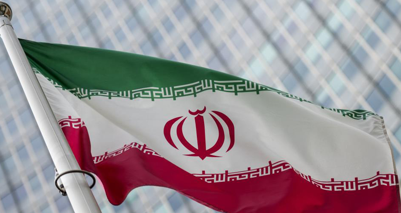 İran’dan ABD Başkanı Trump’a Sert Uyarılar ve ‘Sürpriz’ Mesajı