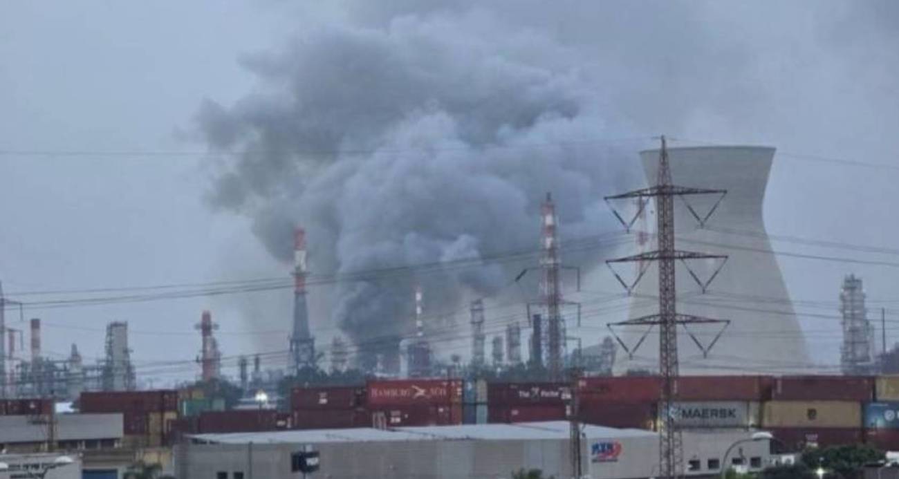 İran’ın Hayfa Petrol Rafinerisine Yönelik Füze Saldırısı