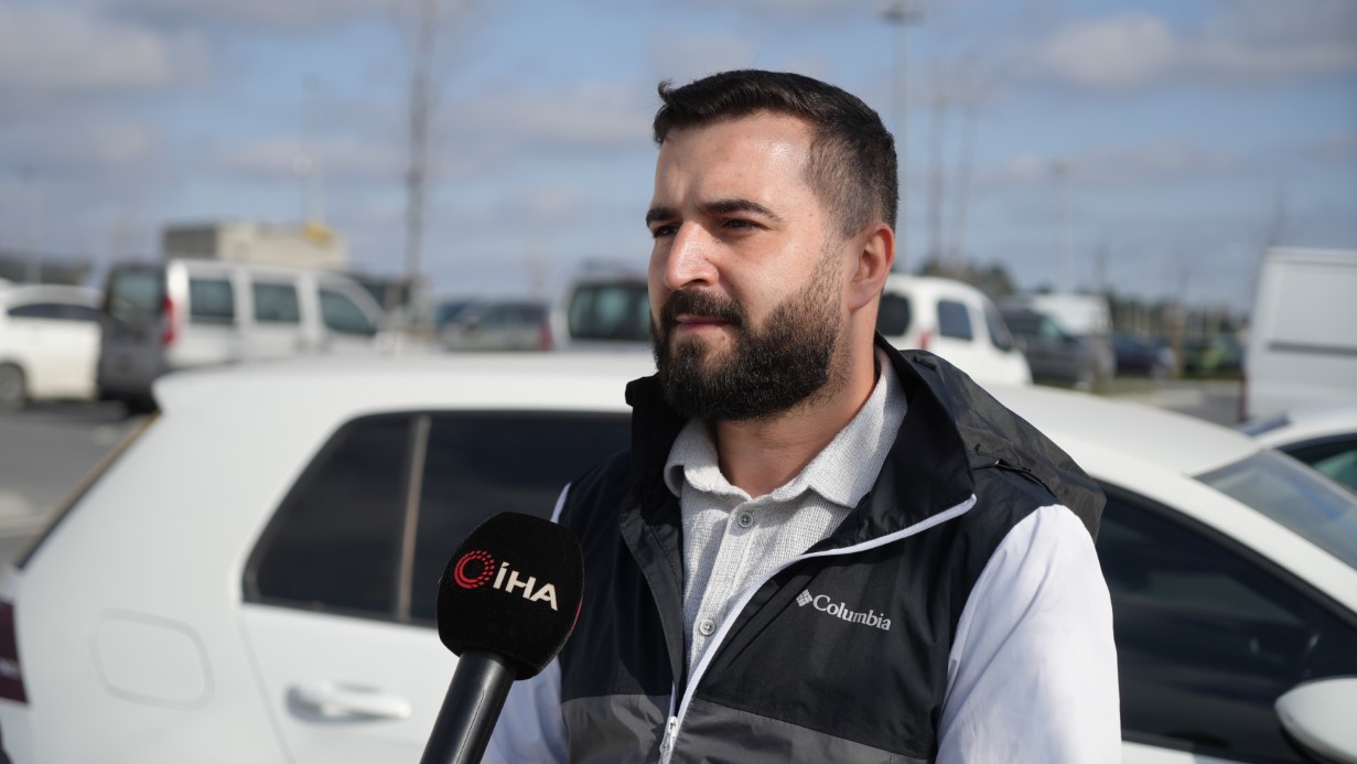 İstanbul’da Bir Vatandaş, Yeni Aldığı Elektrikli Otomobilin 6 Aydır Serviste Olmasından Şikayetçi