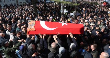 İstanbul’daki Trajik Olay: Öğretmen Fatma Nur Çelik Son Yolculuğuna Uğurlandı