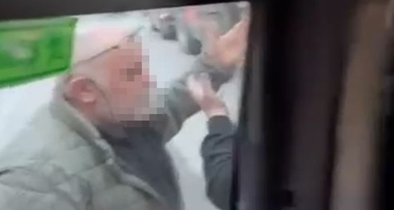 Küçükçekmece’de Trafik Tartışması Kavgaya Dönüştü: Bıçaklı Tehdit