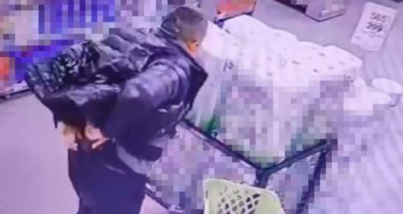 Market Hırsızlığı Kameralara Yakalandı