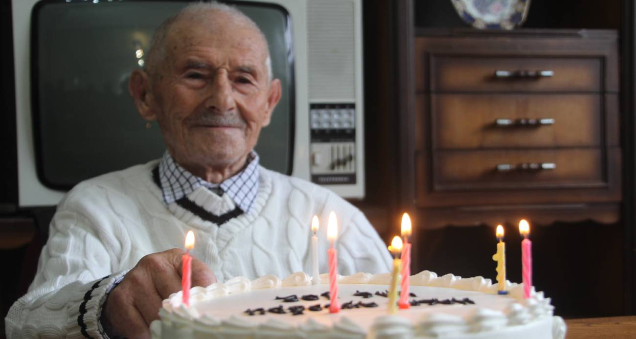Ordu’da 102 Yaşındaki Hüseyin Aydoğan, Doğum Gününü Coşkuyla Kutladı