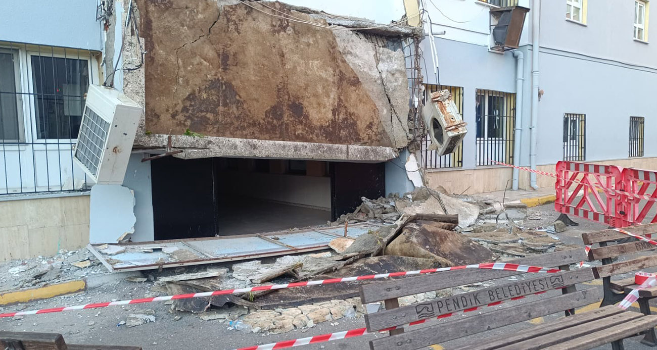 Pendik’te Bir Okulda Saçak Çökmesi Büyük Panik Yarattı
