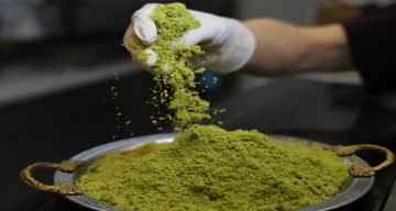 Ramazan Bayramı Öncesi Tatlı Satın Alırken Dikkat! Sahte Fıstık Uyarısı