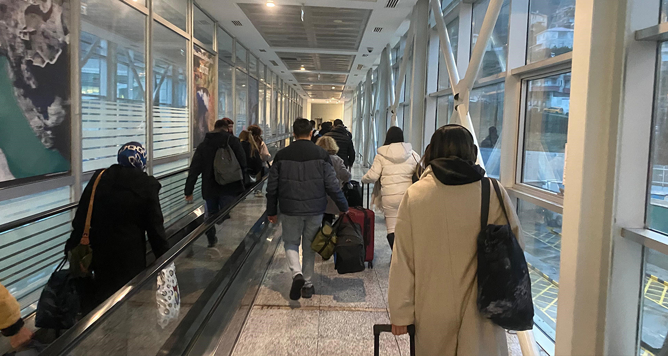 Sarp Sınır Kapısı’nda Yolcu Sayısı Rekor Kırıyor