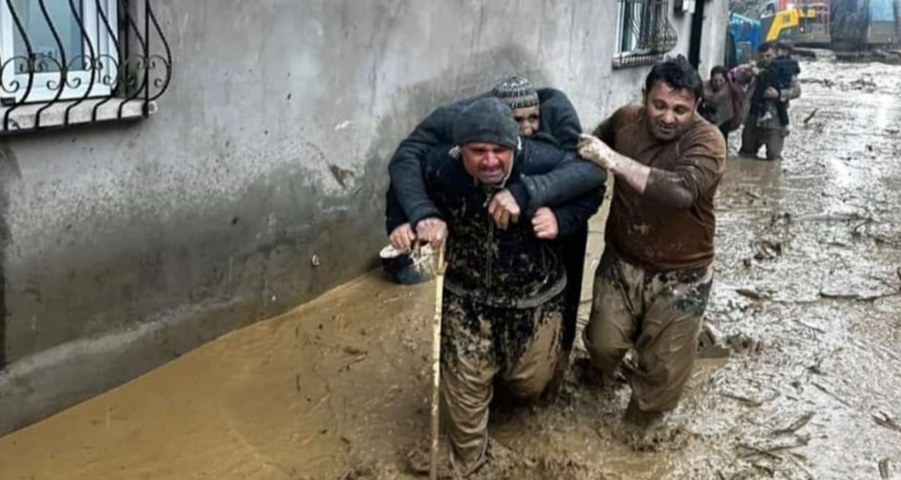 Şırnak Uludere’de Sel Felaketi: Köyde Evler ve Ahırlar Hasar Gördü