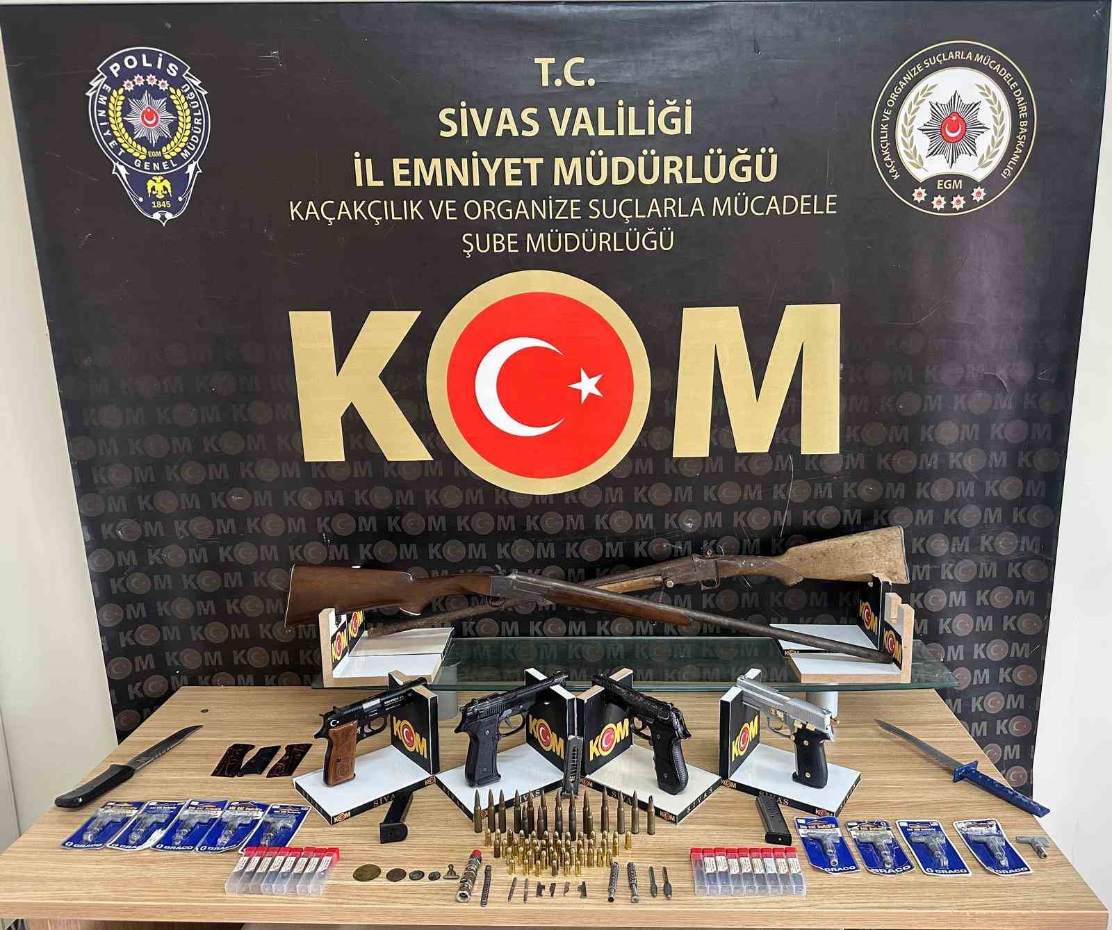 Sivas’ta Büyük Kaçak Silah Operasyonu: Bir Kişi Tutuklandı