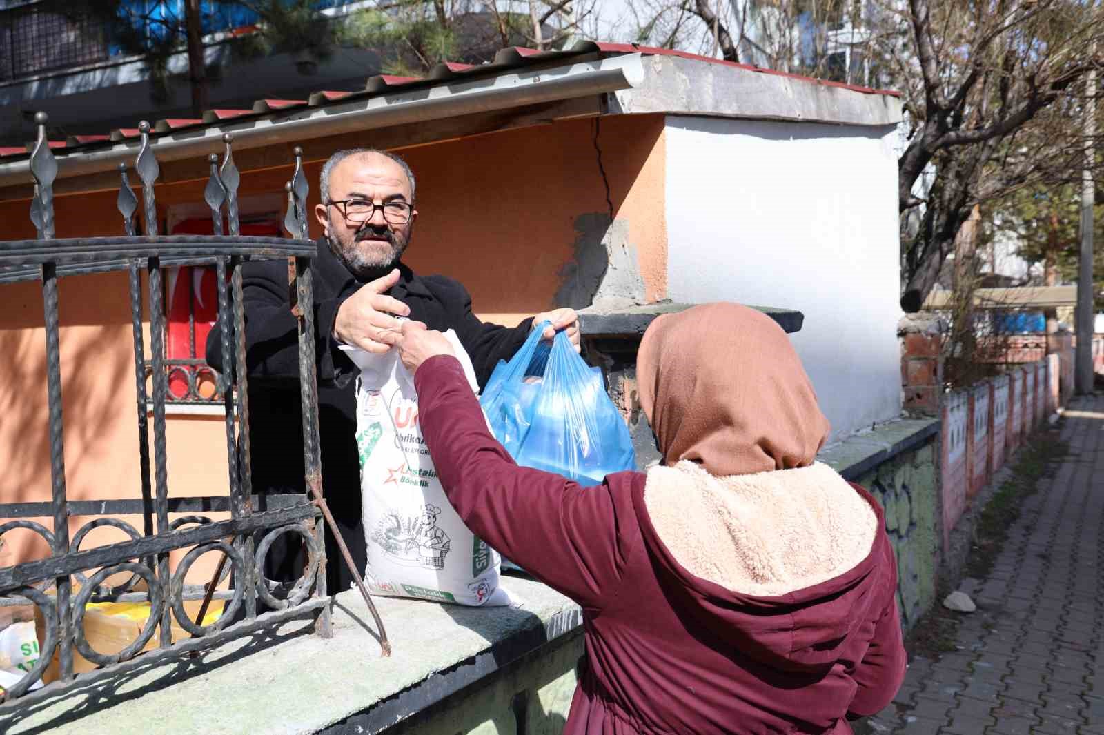 Sivas’ta Hayır Bakkalı: Parayla Değil, Duayla Alışveriş