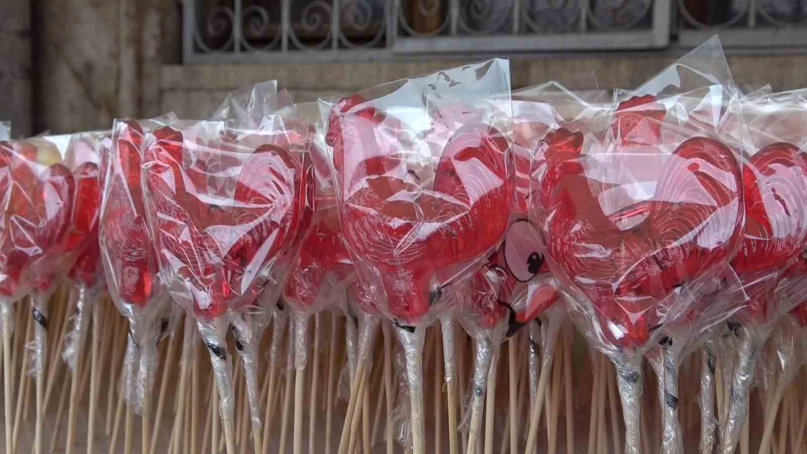 Sivas’ta Ramazan Coşkusu: Geleneksel Horoz Şekerleri Yeniden Tezgahlarda