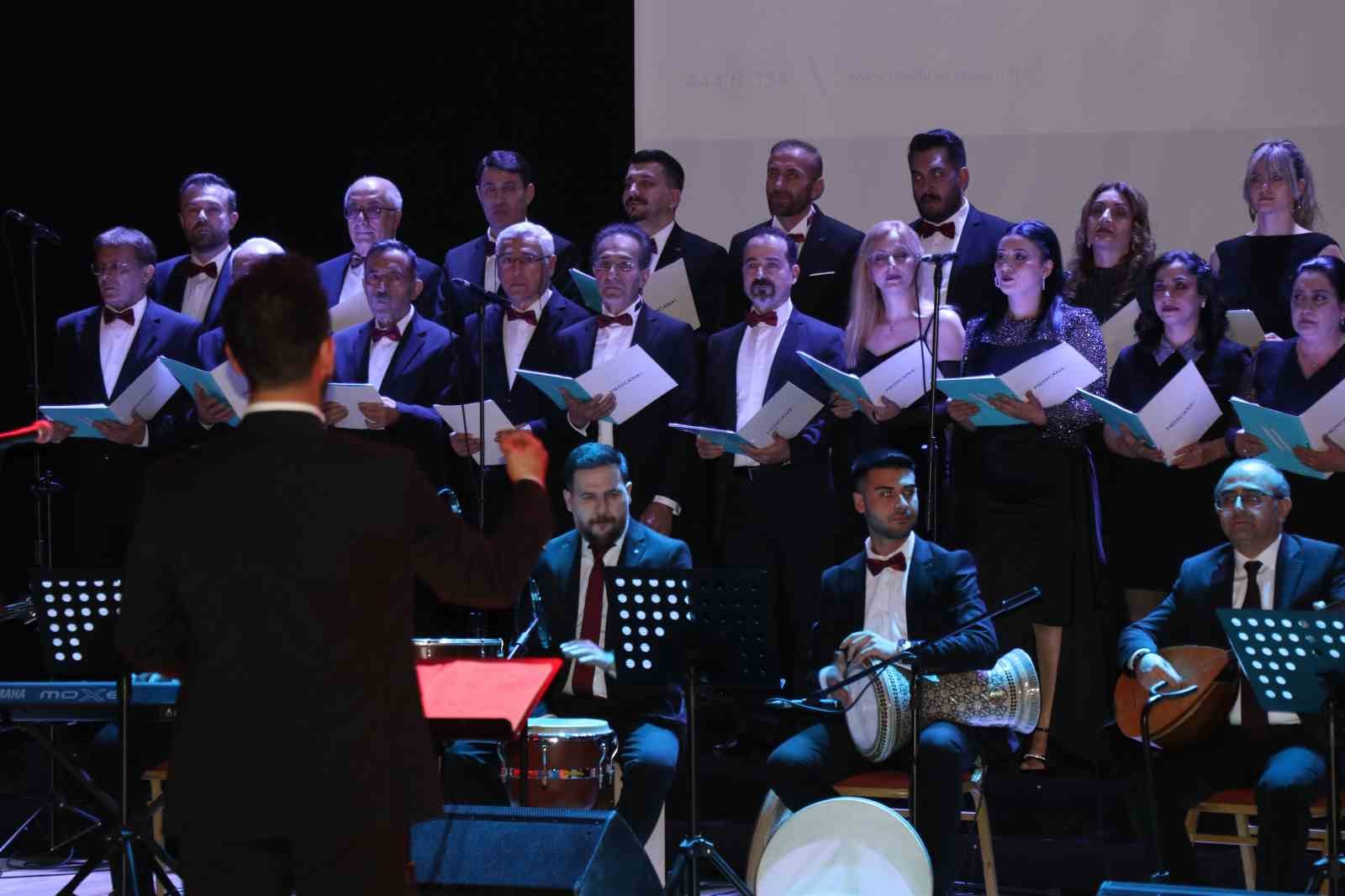 Sivas’ta Sağlık Çalışanlarından Müzik Ziyafeti