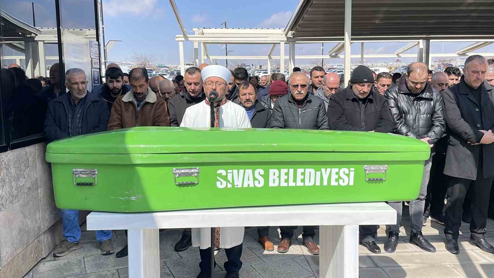 Sivas’ta Trajik Olay: Iftar Sonrası Yaşanan Tartışma Sonucu Baba ve Oğul Hayatını Kaybetti