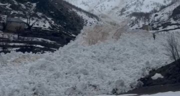 Yeşiltaş Köyü’nde Çığ Tehlikesi: Büyük Bir Afetten Kıl Payı Kurtuluş