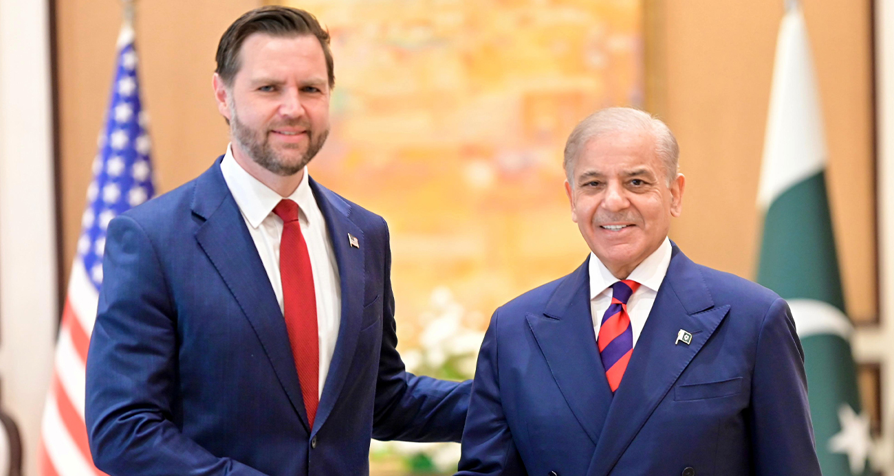 ABD Başkan Yardımcısı Vance, İranlı heyetle yüz yüze görüştü