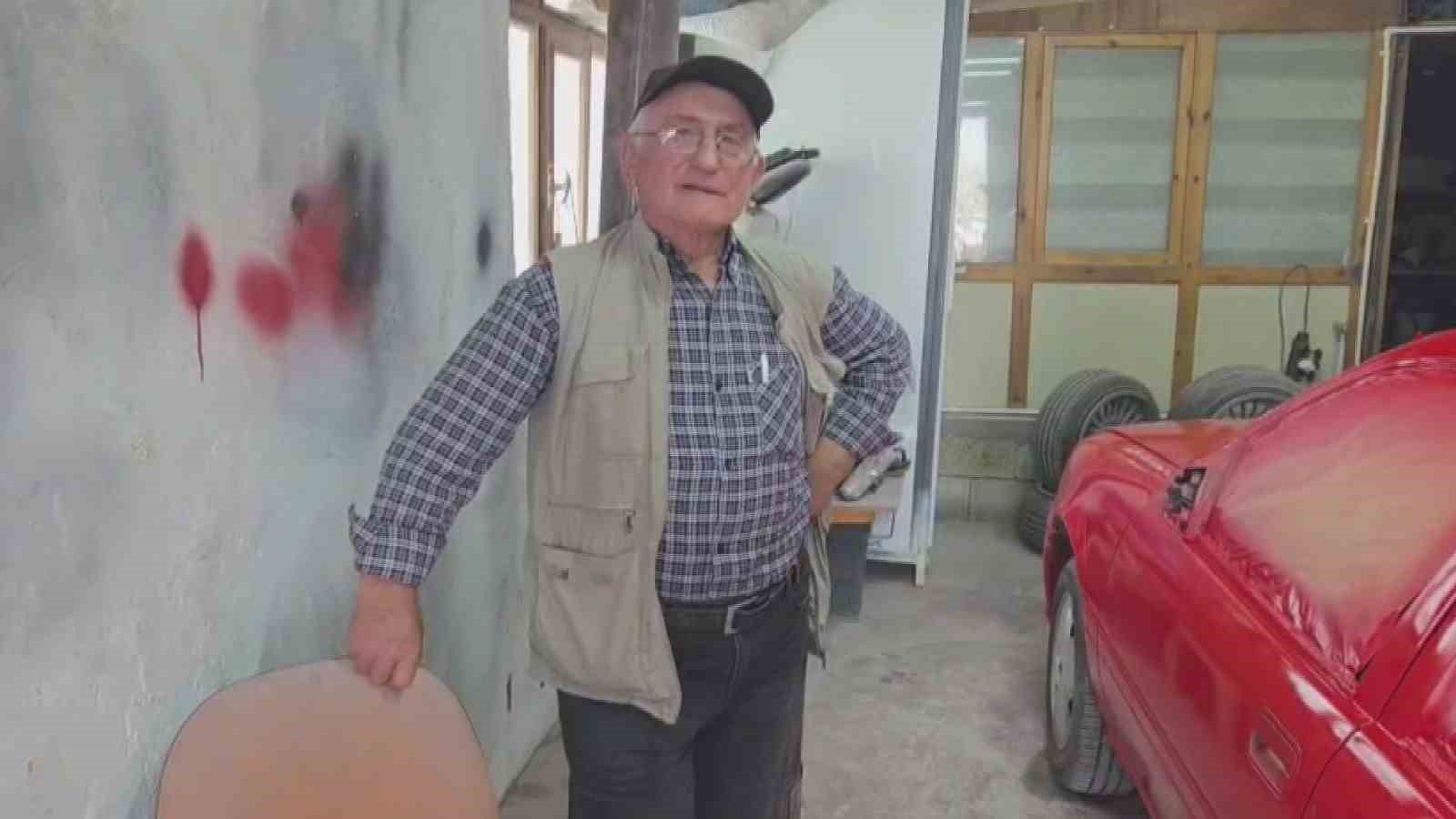 Ahırdan kaçan danalar oto tamirciyi bastı, görgü tanığı o anları anlattı: “Nazikçe geldiler, nazikçe gittiler”