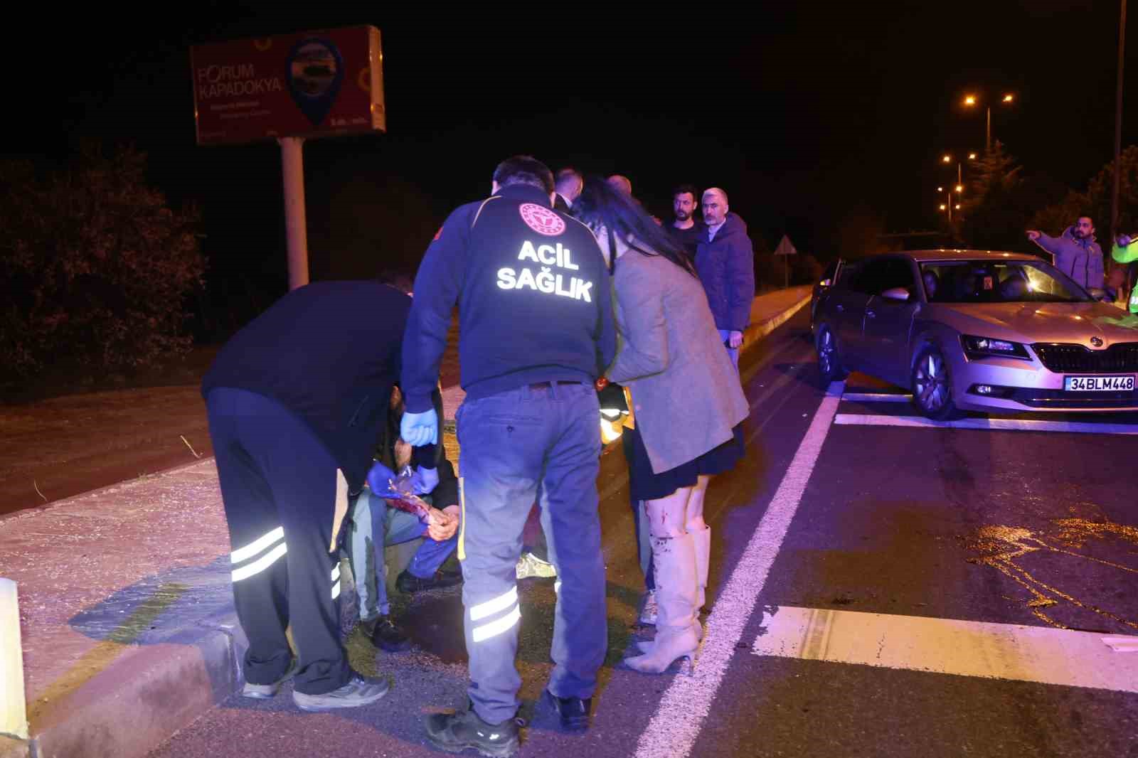 Alkollü Sürücü Kaza Sonrası Kavgaya Karıştı: Vatandaşlar Müdahale Etti