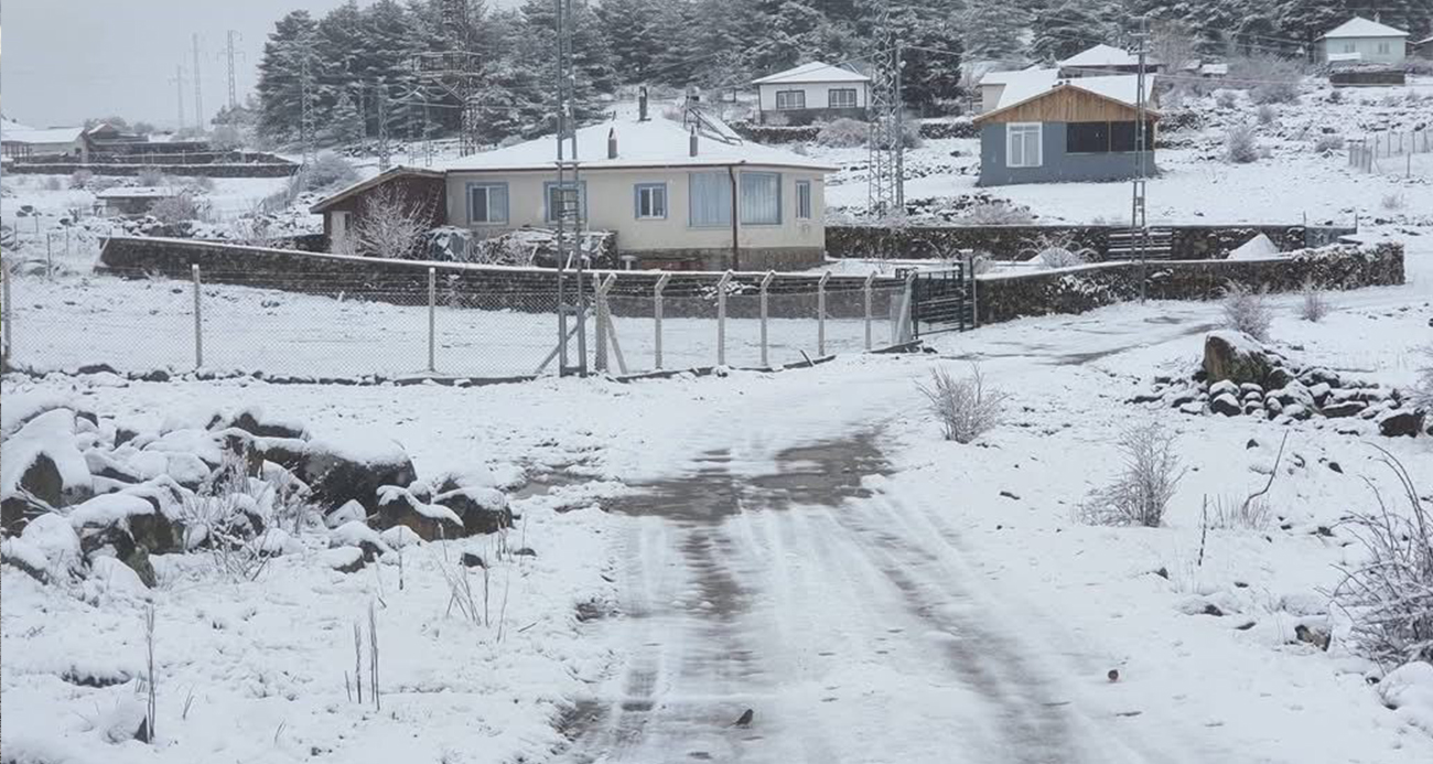 Ankara’ya nisan ayında kar yağdı