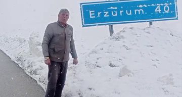 Bahar geldi ama kar ve tipi gitmedi: Palandöken’de tipi ulaşımı aksatıyor