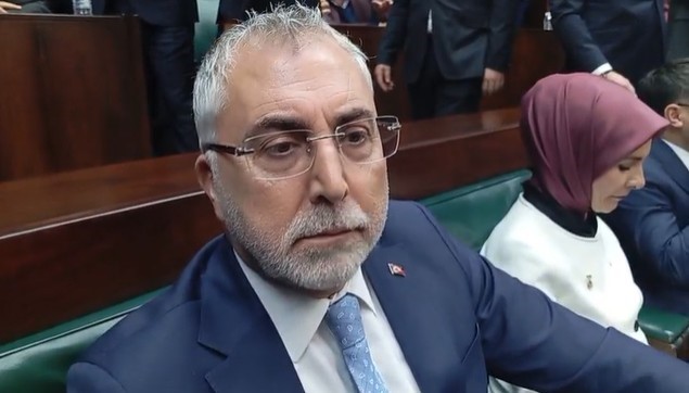 Bakan Işıkhan: “Emekli ikramiyelerinin erken ödenmesi için çalışma yapabiliriz”