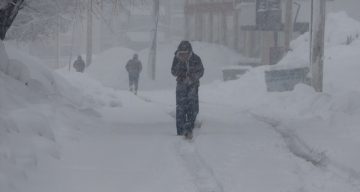 Bitlis’te 111 köy yolu ulaşıma kapandı