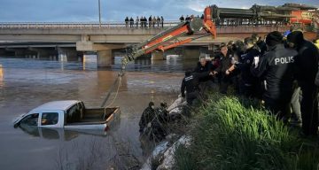 Bursa’da akıntıya kapılan araçtan acı sonuç: Sürücünün cansız bedeni bulundu