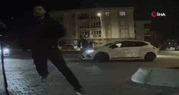 Büyükçekmece’de yol kenarında neden bekliyorsun diyerek saldırdılar