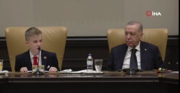 Cumhurbaşkanı Erdoğan, 23 Nisan’da Çocuklarla Bir Araya Geldi