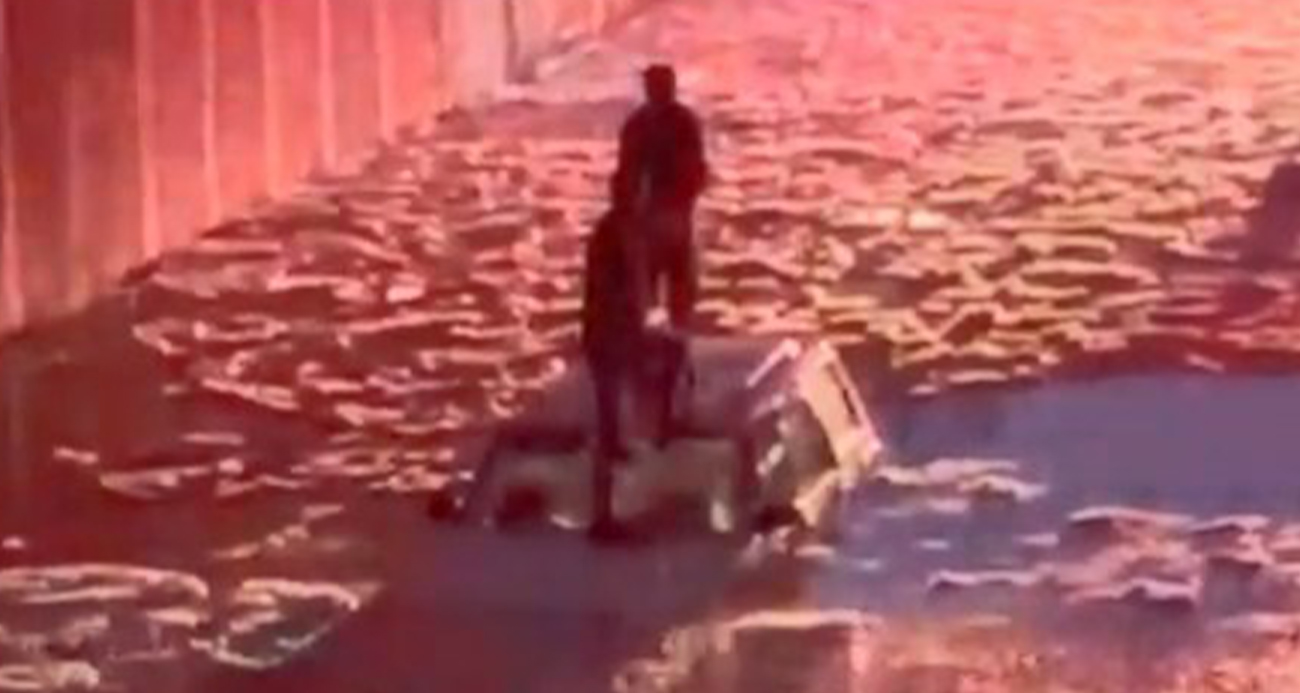 Elazığ’da alt geçit suyla doldu: Mahsur kalan vatandaşları itfaiye kurtardı