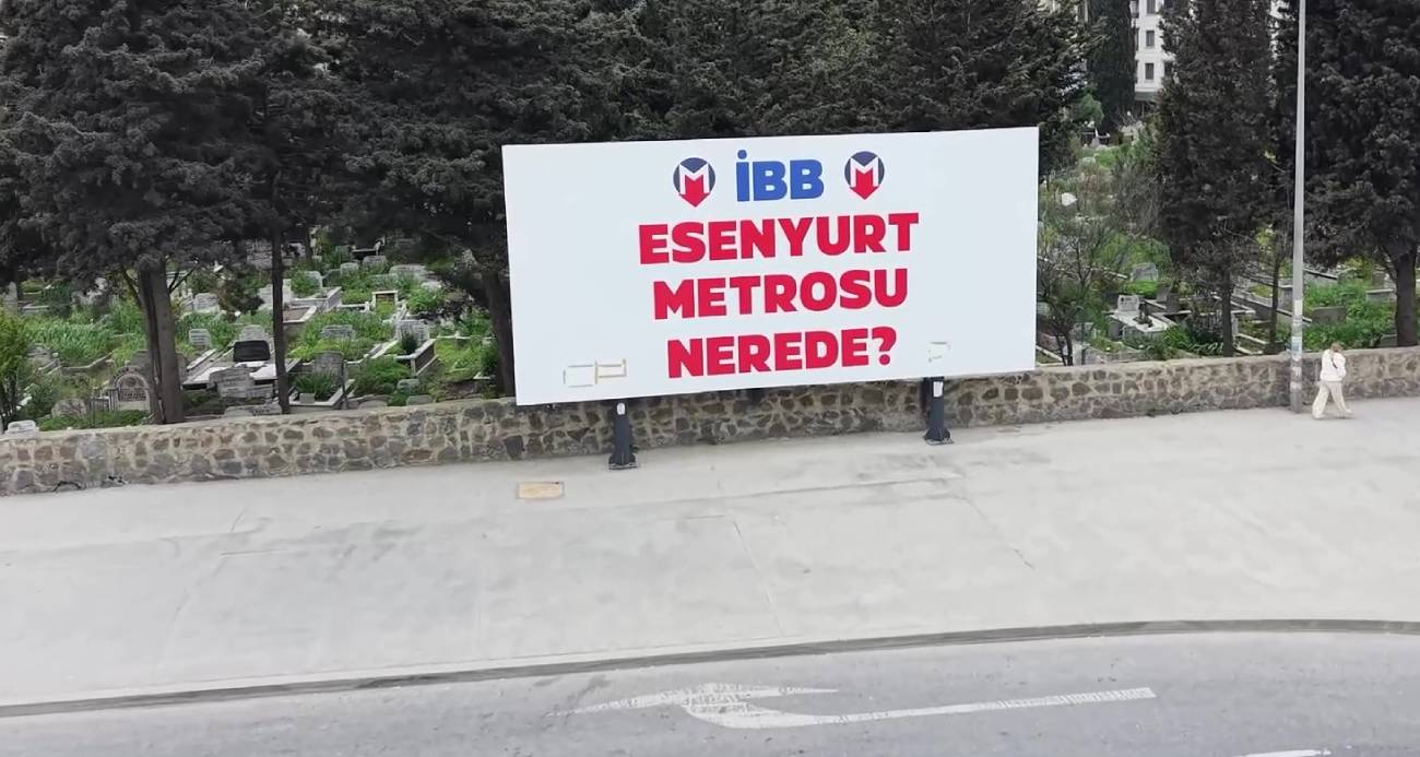 Esenyurt Metrosu İçin İBB’ye Pankartlı Çağrı: ‘Nerede?’