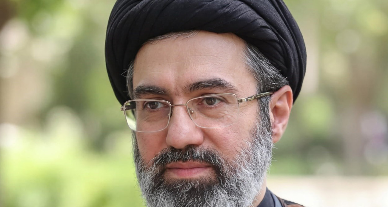 İran dini lideri Hamaney: “Basra Körfezi ve Hürmüz Boğazı’nda yeni bir sayfa açılıyor”